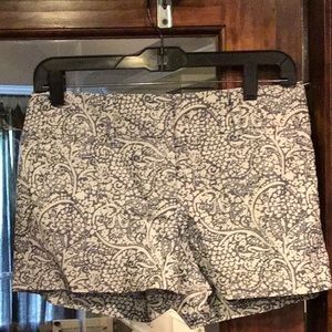 Ann Taylor Shorts, NWT, Size 0P